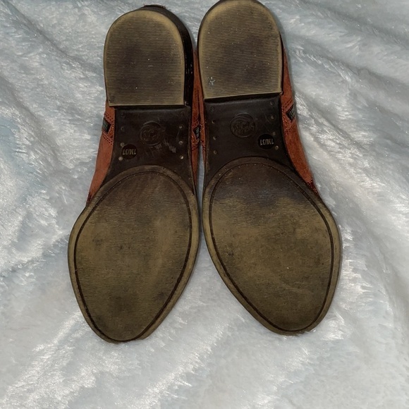 Lucky BRAND Womens Basel 5 Red Oak Embroidered Floral  Size 7m - Picture 6 of 10